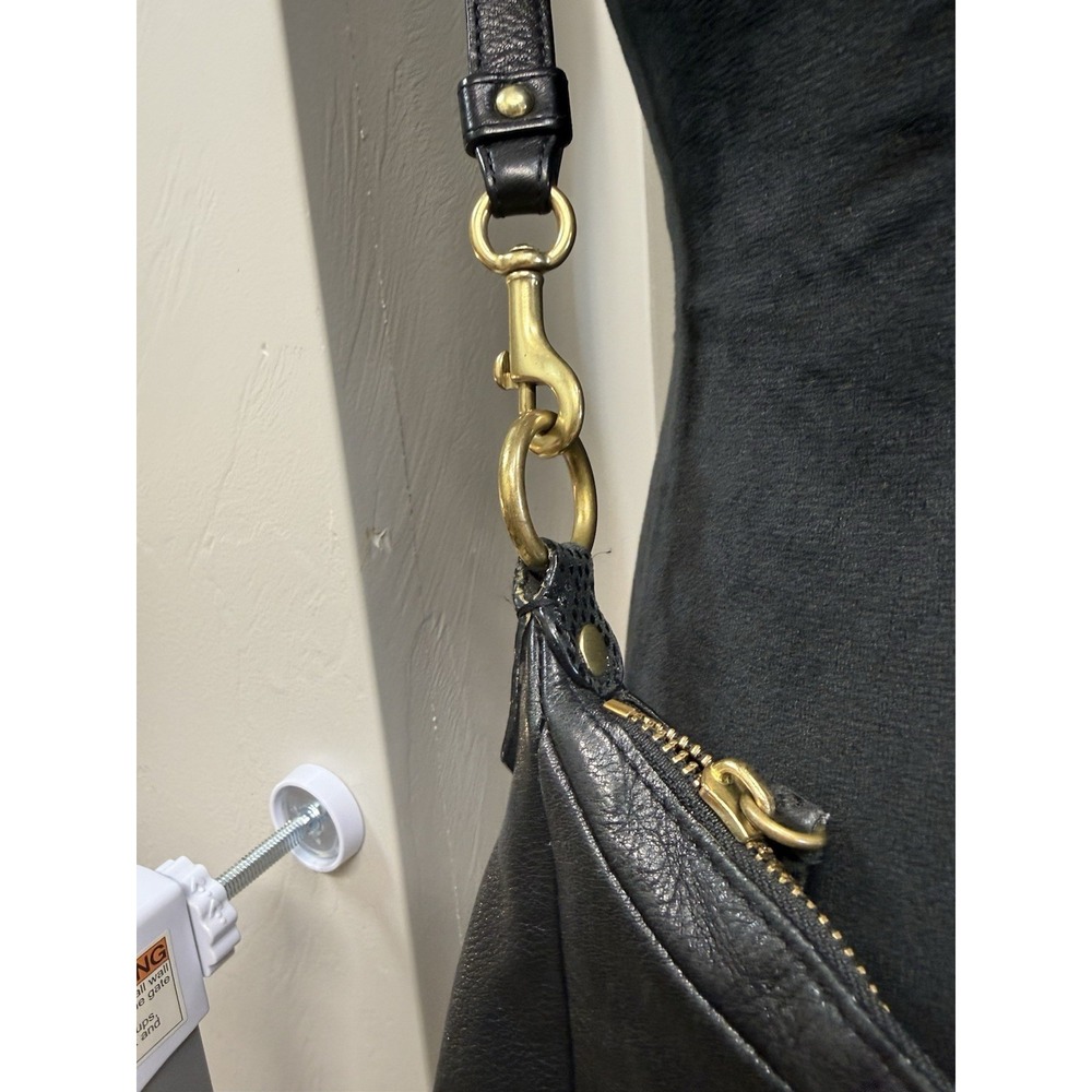 Coach Ashley Hippie Black Leather Python Trim Shoulder Bag Purse Gold Hardware - Picture 3 of 8